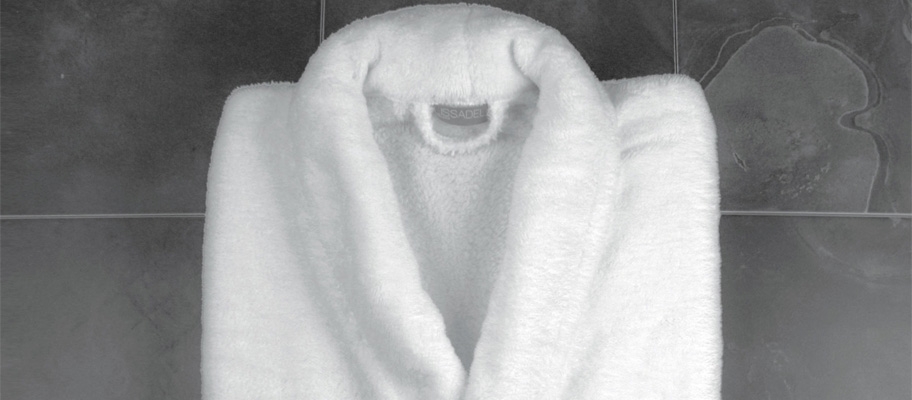 100% Microfibre Bathrobe