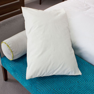 Waterproof pillows with flame retardant protection Waterproof pillows with flame retardant protection